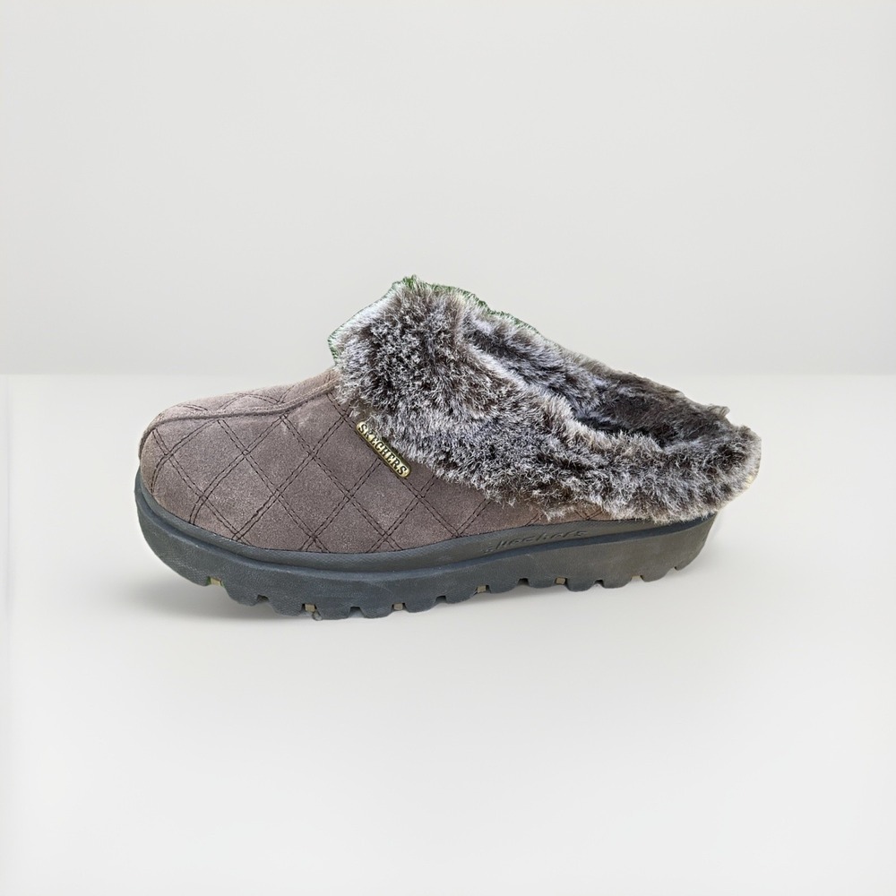 Skechers Suede Faux Fur Clog Mules Womens size 8.5 Slip On chunky fuzzy‎ 46330